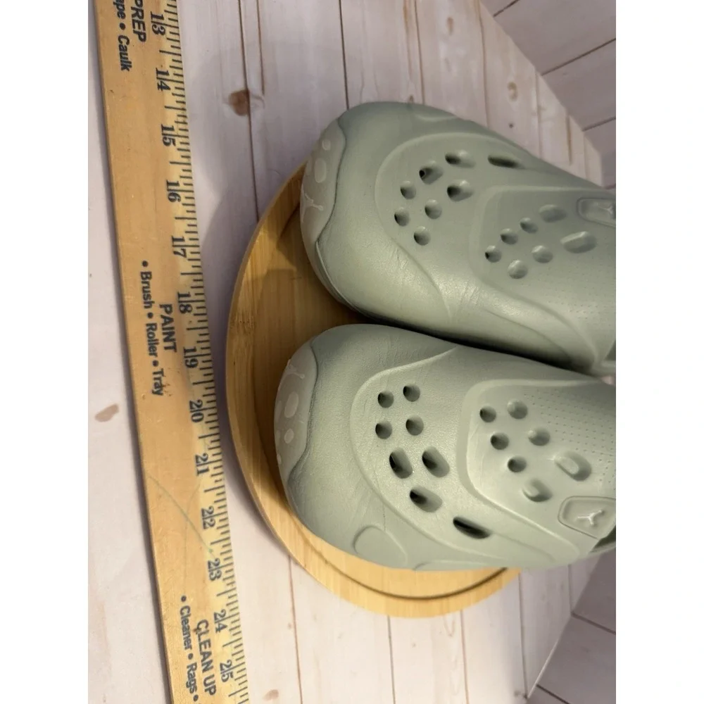 NIKE Air Jordan JORDAN ROAM SLIDE BONE (FQ0227 300) Light Sage Green Men's 9
